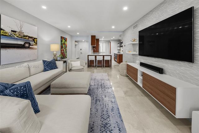100 Meridian Ave 233, Miami Beach, FL 33139