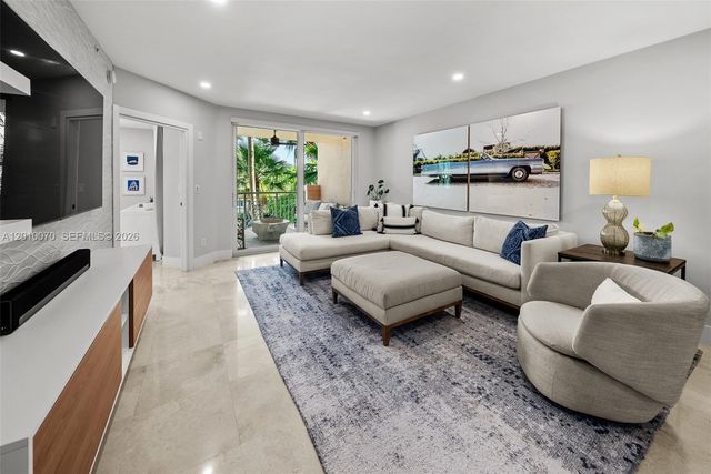 100 Meridian Ave 233, Miami Beach, FL 33139