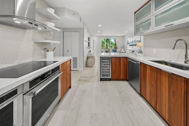 100 Meridian Ave 233, Miami Beach, FL 33139