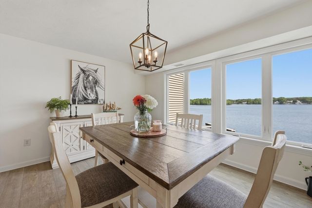 60 Pointe Rok Drive 60, Worcester, MA 01604
