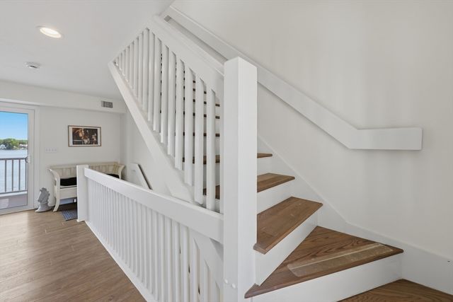 60 Pointe Rok Drive 60, Worcester, MA 01604