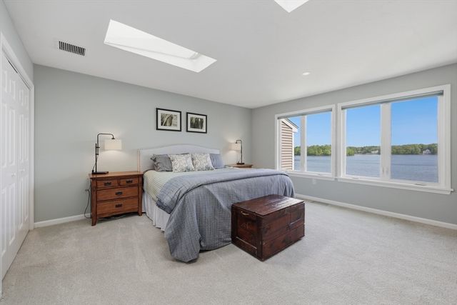 60 Pointe Rok Drive 60, Worcester, MA 01604