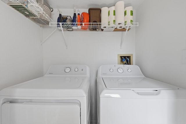 60 Pointe Rok Drive 60, Worcester, MA 01604