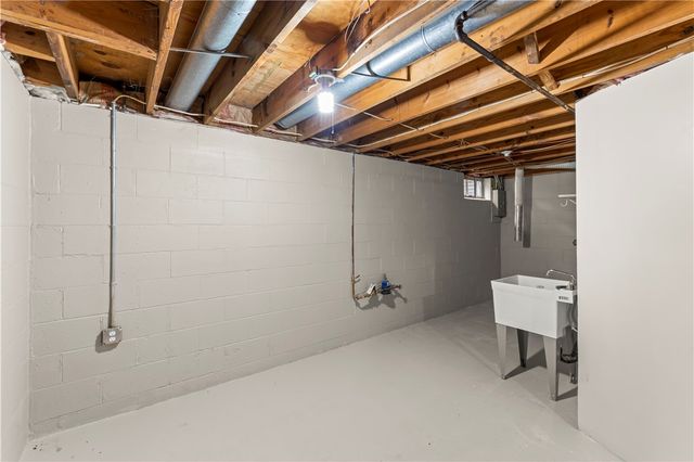 2909 Big Meadow Ct, South Fayette, PA 15017