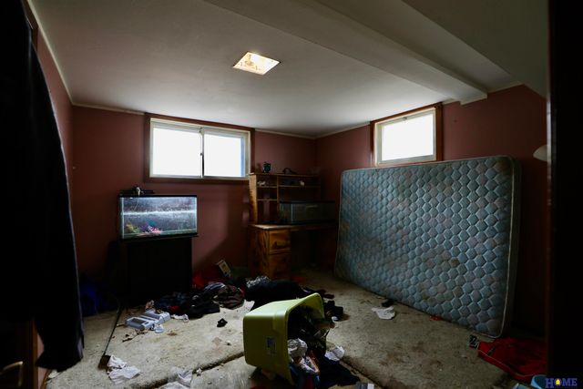 7721 Hickory Lane, Lincoln, NE 68510