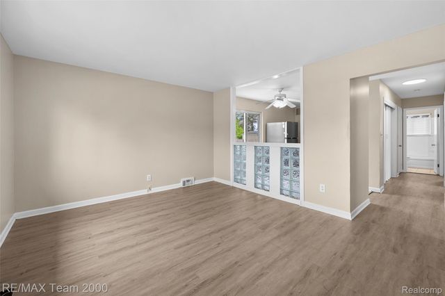 12846 Georgiana Avenue, Warren, MI 48089