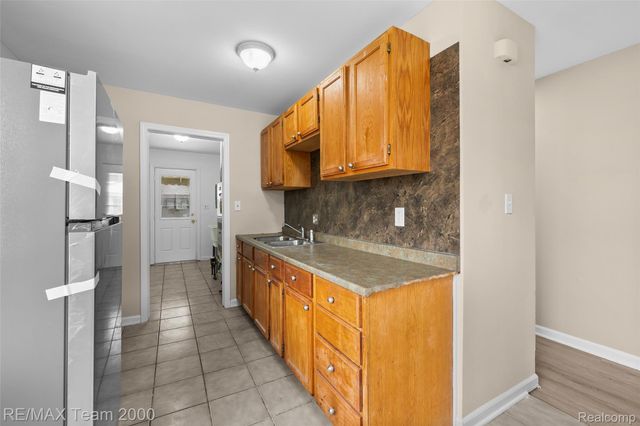 12846 Georgiana Avenue, Warren, MI 48089