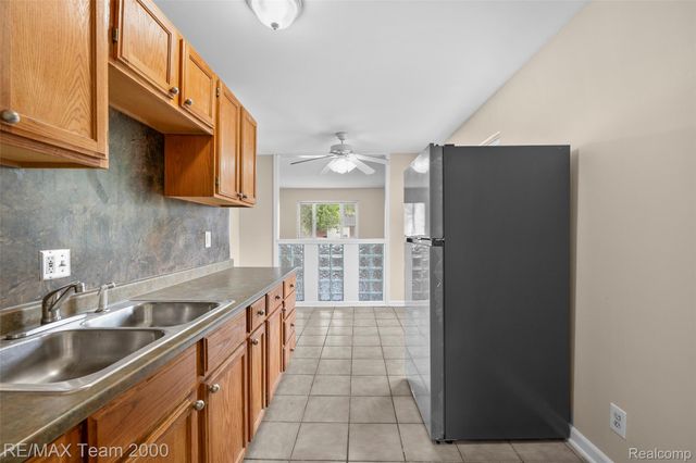 12846 Georgiana Avenue, Warren, MI 48089