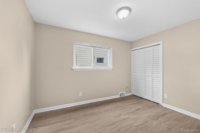 12846 Georgiana Avenue, Warren, MI 48089
