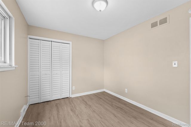 12846 Georgiana Avenue, Warren, MI 48089