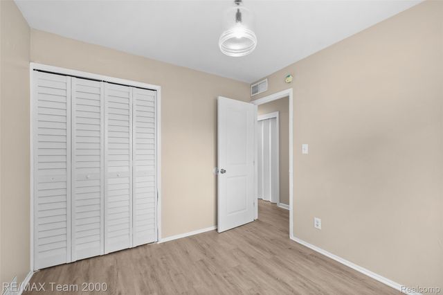 12846 Georgiana Avenue, Warren, MI 48089