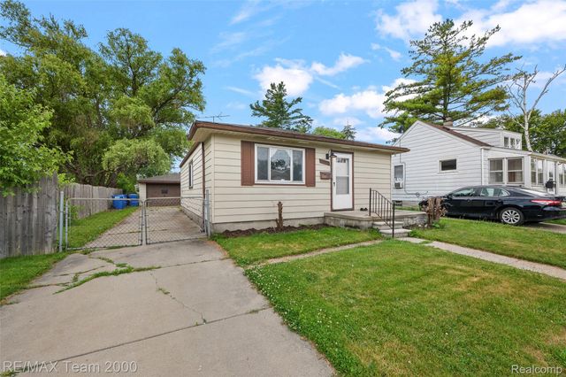 12846 Georgiana Avenue, Warren, MI 48089
