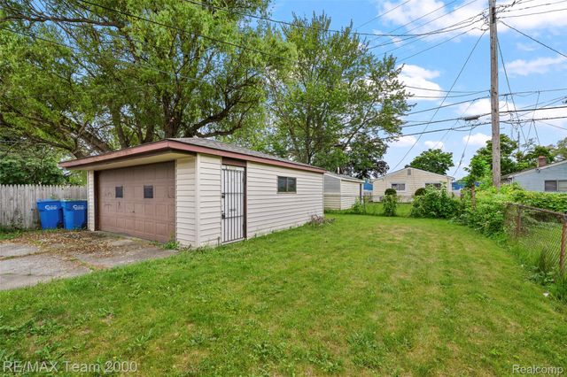12846 Georgiana Avenue, Warren, MI 48089