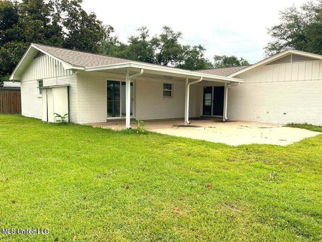 7 Villa Cove Drive, Gulfport, MS 39507