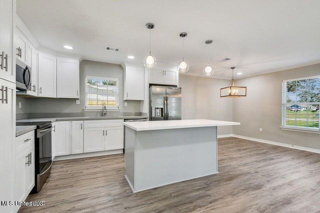 7 Villa Cove Drive, Gulfport, MS 39507
