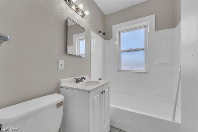 4657 Warner Road 3, Garfield Heights, OH 44125