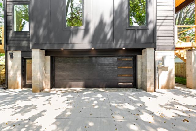 807B Morrow Rd, Nashville, TN 37209