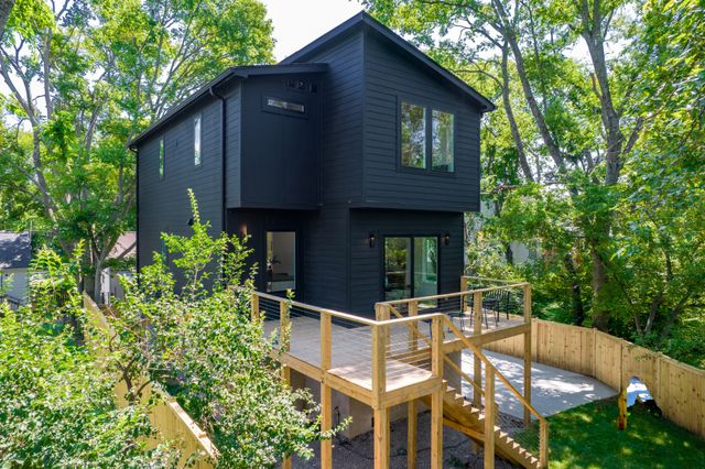 807B Morrow Rd, Nashville, TN 37209