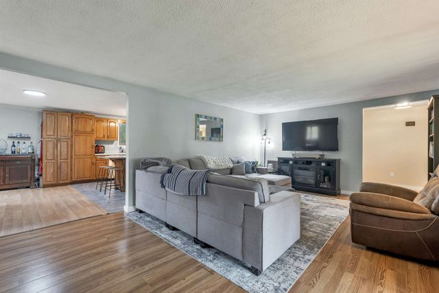 150 Farrarville Road, Belmont, NH 03220