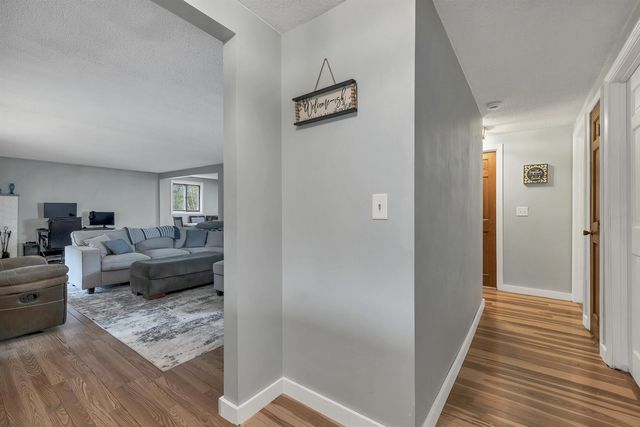 150 Farrarville Road, Belmont, NH 03220