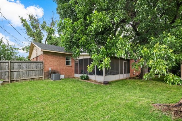 1015 Porter Avenue, Springdale, AR 72764