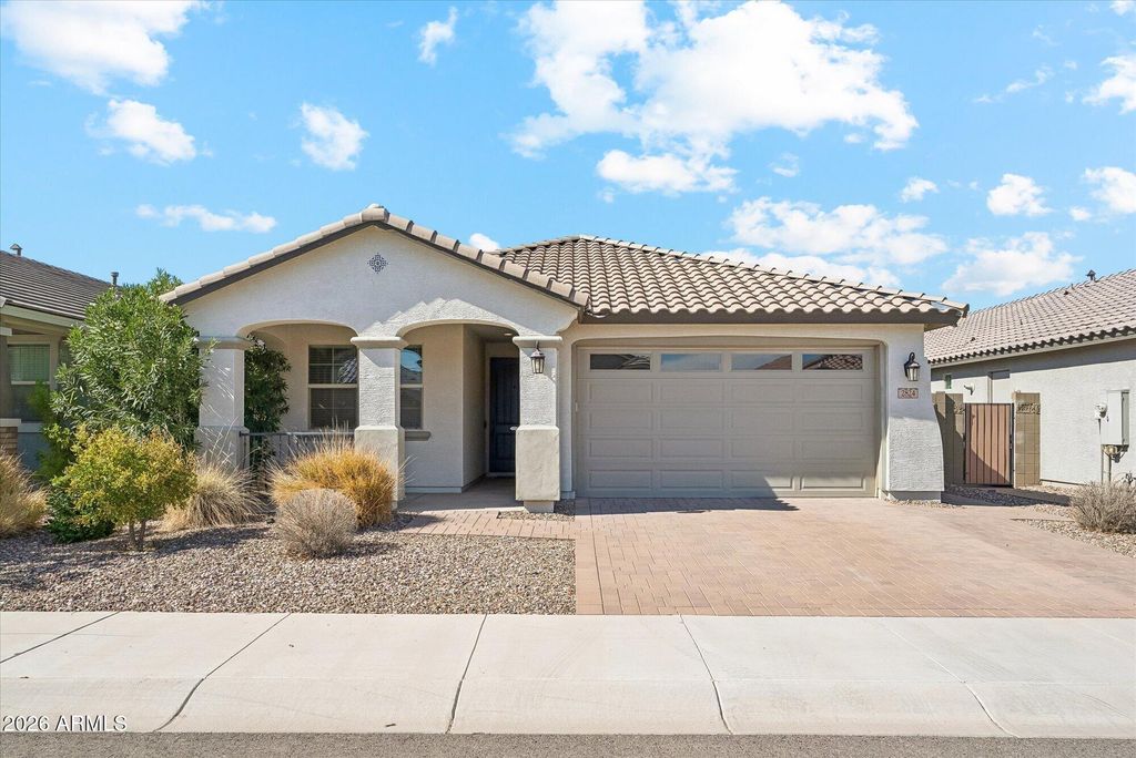 2824 W RAINBOW Drive, San Tan Valley, AZ 85144 — exterior