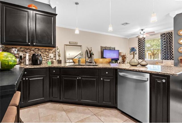 3901 SILVERLAKE WAY, Wesley Chapel, FL 33544