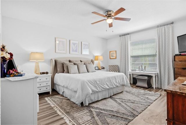 3901 SILVERLAKE WAY, Wesley Chapel, FL 33544