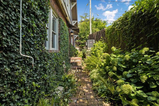 707 Inverness Ave, Nashville, TN 37204