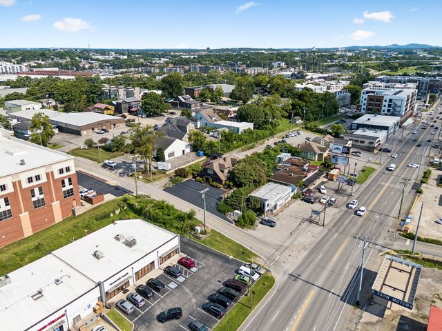 707 Inverness Ave, Nashville, TN 37204