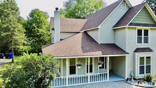 16 Arrowwood Circle 16, South Windsor, CT 06074