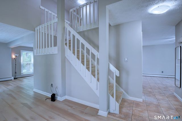 16 Arrowwood Circle 16, South Windsor, CT 06074