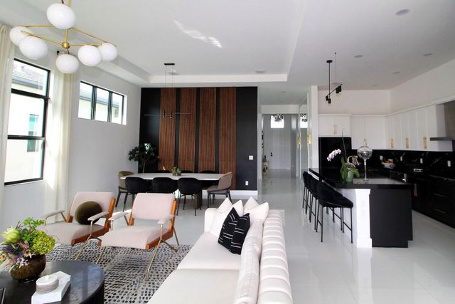 10195 SW Latium Way, Port St. Lucie, Port St Lucie, FL 34987