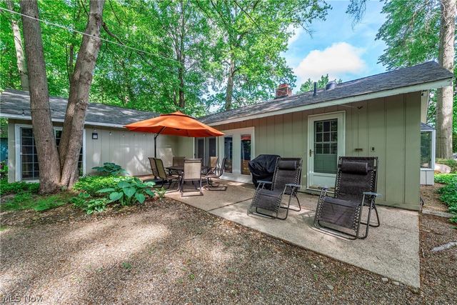 5920 Mills Creek Lane, North Ridgeville, OH 44039