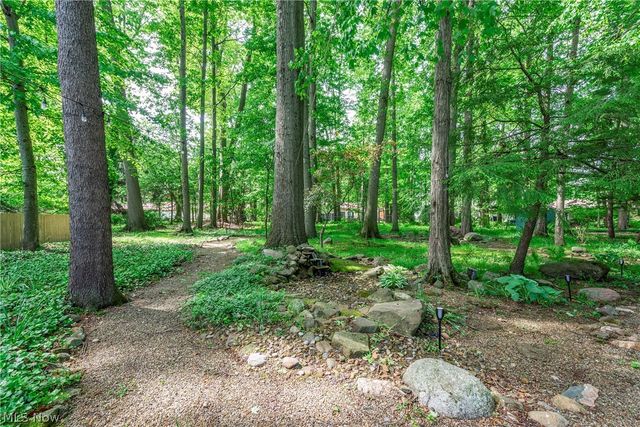 5920 Mills Creek Lane, North Ridgeville, OH 44039