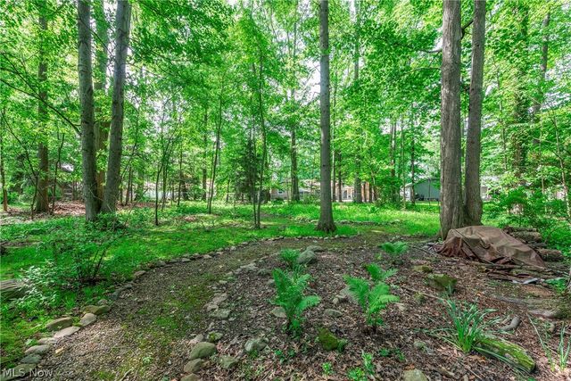 5920 Mills Creek Lane, North Ridgeville, OH 44039