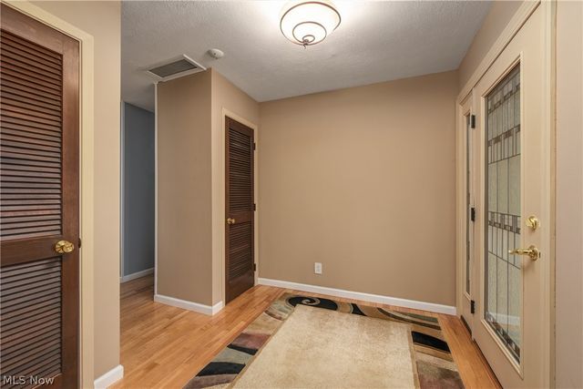 5920 Mills Creek Lane, North Ridgeville, OH 44039