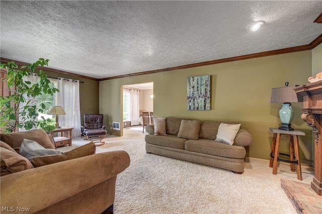 5920 Mills Creek Lane, North Ridgeville, OH 44039