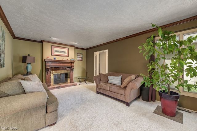 5920 Mills Creek Lane, North Ridgeville, OH 44039