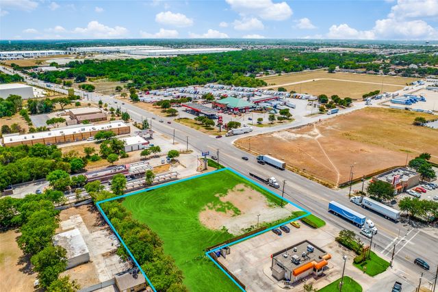 8520 S Lancaster Road, Dallas, TX 75241