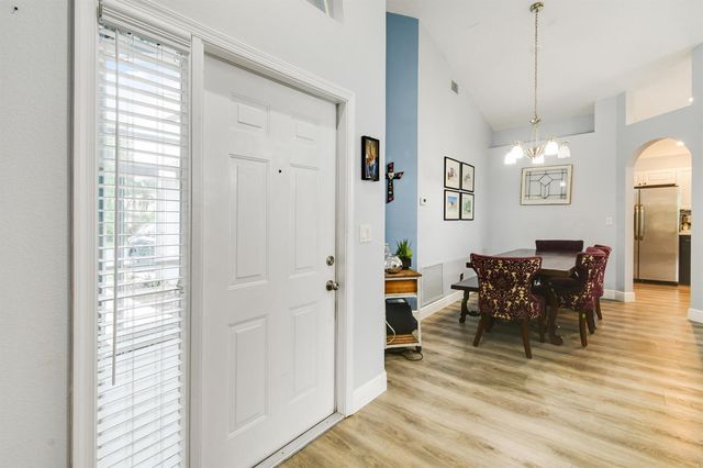 1644 Oak Berry Circle, Wellington, FL 33414