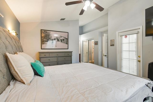 1644 Oak Berry Circle, Wellington, FL 33414