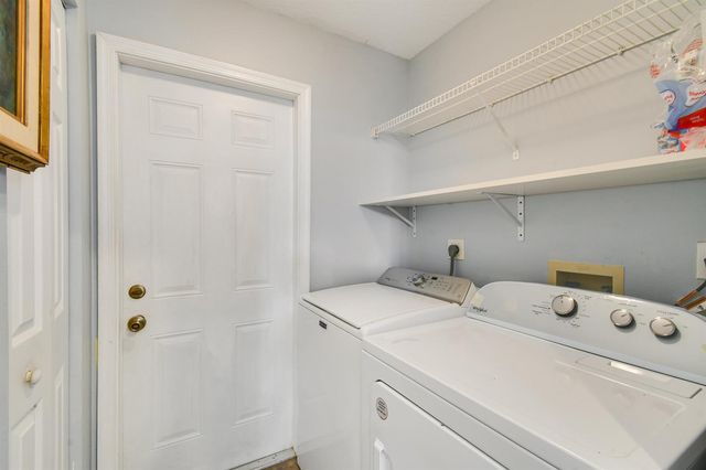 1644 Oak Berry Circle, Wellington, FL 33414