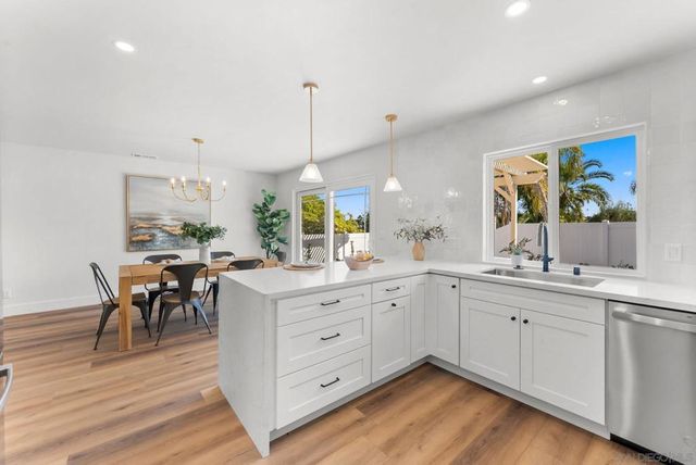 5219 Gaylord Dr, San Diego, CA 92117