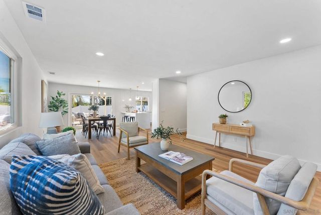 5219 Gaylord Dr, San Diego, CA 92117