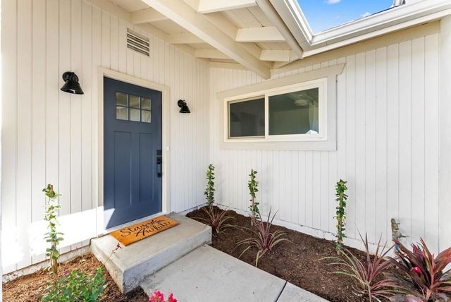 5219 Gaylord Dr, San Diego, CA 92117