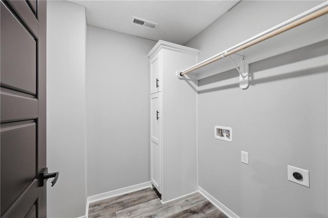 7901 Hoot Owl Street, Blue Springs, MO 64014