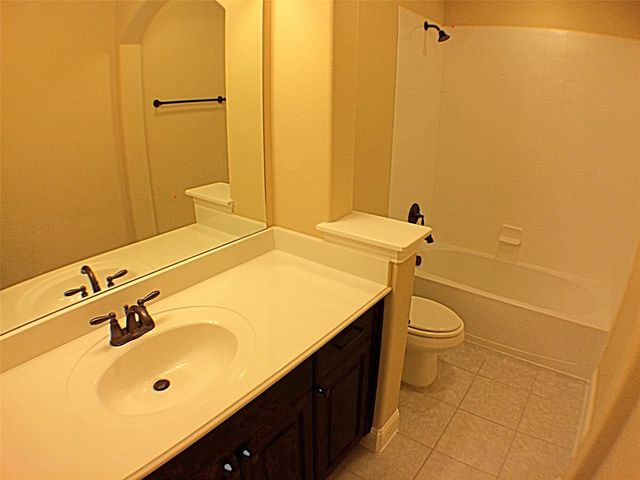 4440 Illinwek Drive, Carrollton, TX 75010