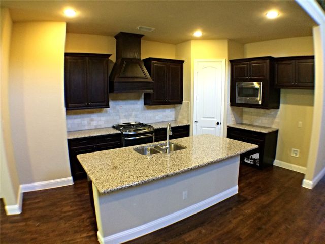 4440 Illinwek Drive, Carrollton, TX 75010