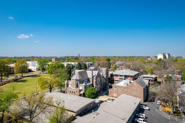 700 E 9th 11J, Little Rock, AR 72202